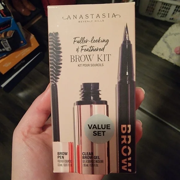 NWT Anastasia Beverly Hills Taupe Fuller Looking & Feathered Brow Kit - Picture 5 of 7